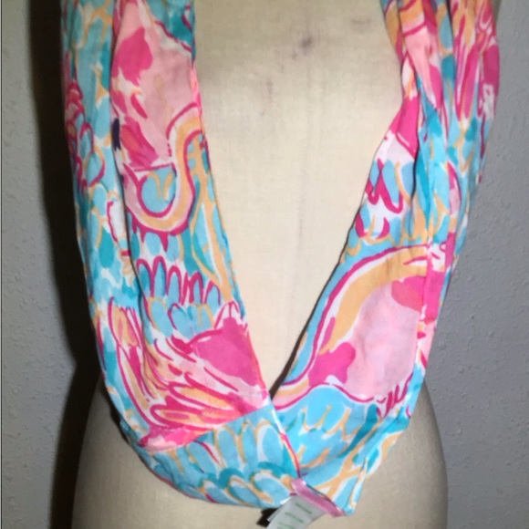 EUC Lilly Pulitzer floral infinity scarf - Picture 2 of 3